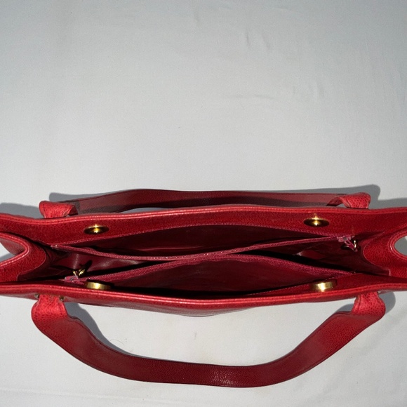 CHANEL Vintage CC Caviar Leather Shoulder Tote Red - Picture 14 of 16